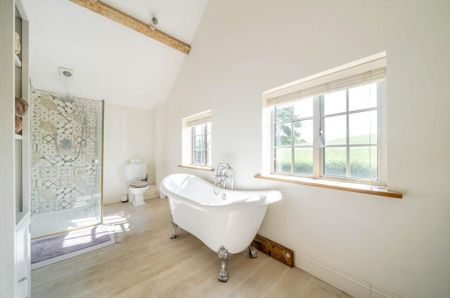 3 bedroom detached house to rent - Photo 5