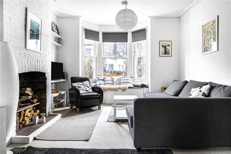 4 bedroom terraced house to rent - Photo 2