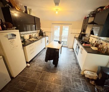 5 bedroom house share to rent - Photo 1