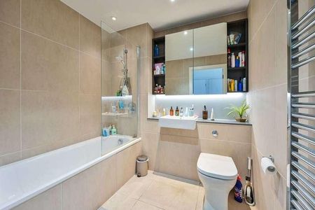 St Gabriel Walk, Elephant And Castle, SE1 - Photo 5