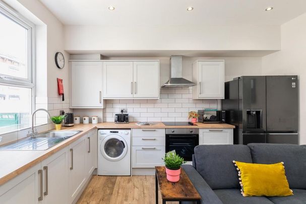 4 bedroom house to rent - Photo 1