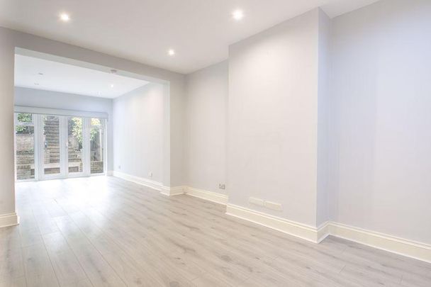 3 bedroom bungalow to rent - Photo 1