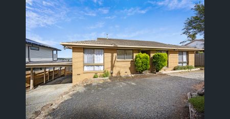 Low-Maintenance Living in a Prime Location! - Photo 5