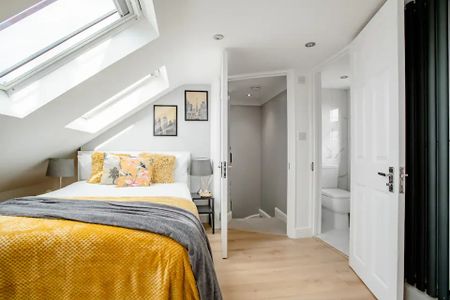 Room in a Shared House, Harpenden Road, E12 - Photo 3