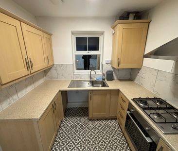 2 Bed Flat, Appleton Street, M8 - Photo 1