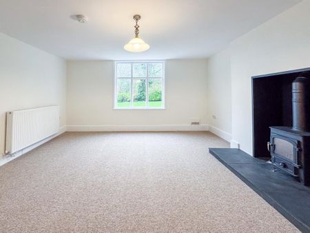 5 bedroom farm house to rent - Photo 3