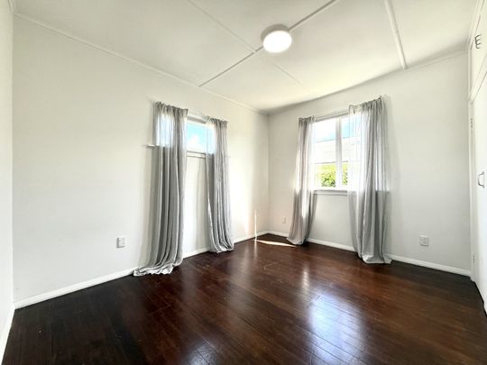 3 Bedroom House in Trentham - Photo 1