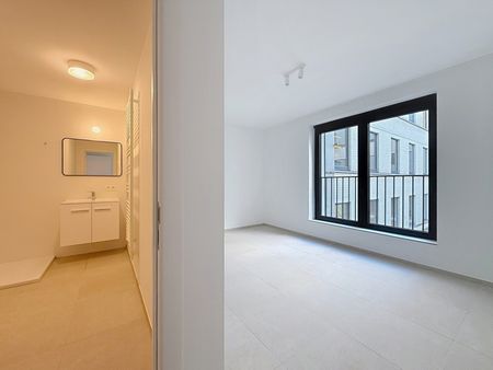 Appartement te huur in Saint-Gilles - Photo 3