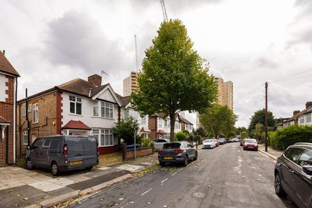 Lexden Road - Photo 2