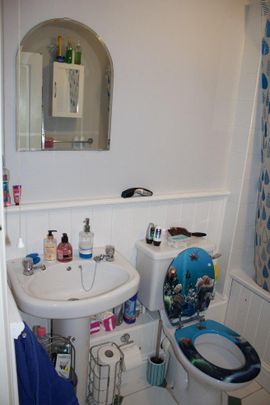 4 bedroom house share to rent - Photo 1