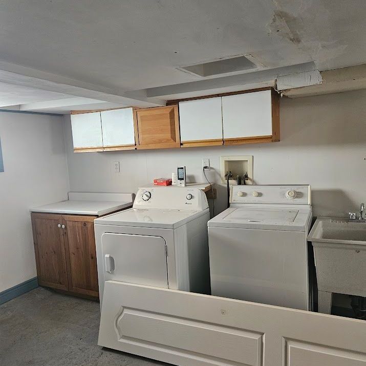 For Lease - 205 Burnett Avenue, Toronto, Ontario - Photo 1