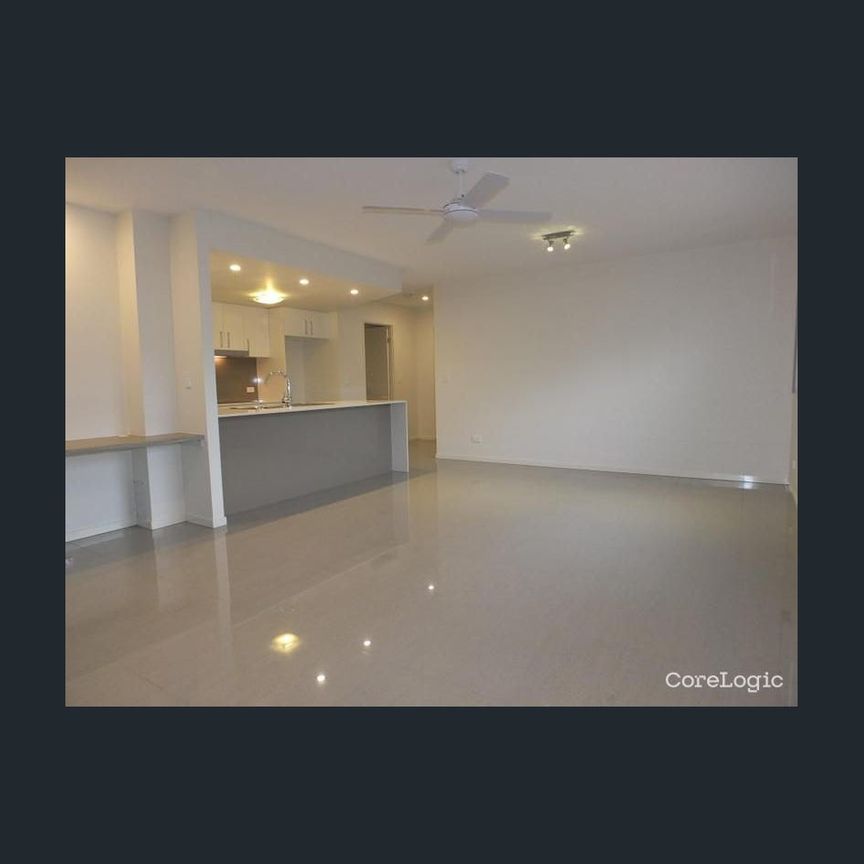 5/37 Seventh Avenue, Kedron, Qld 4031 - Photo 1