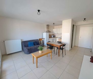 2 pièces - Meublé - 44 m² - 2ème étage - Colocation non autorisée - Photo 4