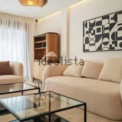 Alquiler de piso en Calle el Califa - Photo 1