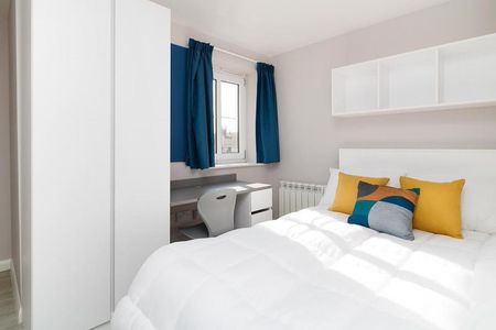 4 bedroom apartment to rent - Photo 5