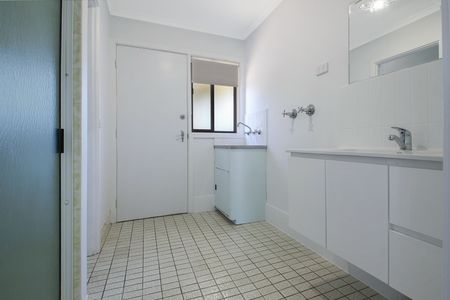 Wonderful Woodbury! - Photo 5