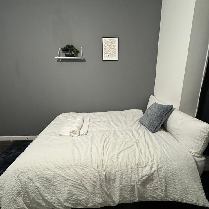 Room in a Shared House, Bolingbroke Road, CV3 - Photo 1