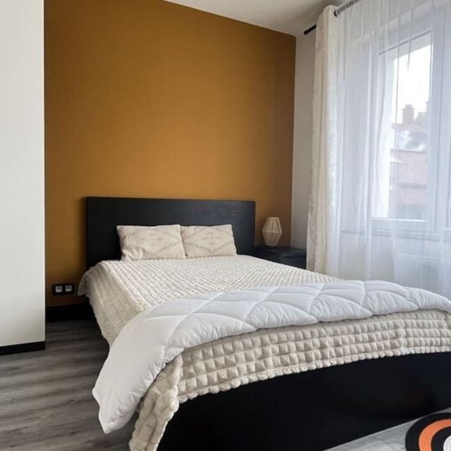 Appartement te huur in Tournai voor € 510 met 1 slaapkamer - Photo 1