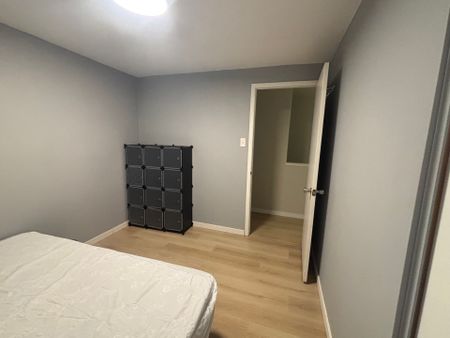 For Lease - 109 Conway Drive, London South, Ontario - Photo 2