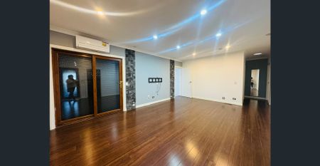 WELCOME TO LAVERTON - Photo 4