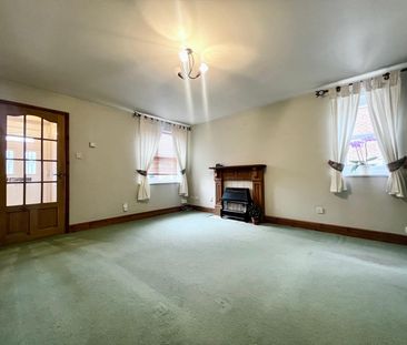 2 bedroom semi-detached house to rent - Photo 2