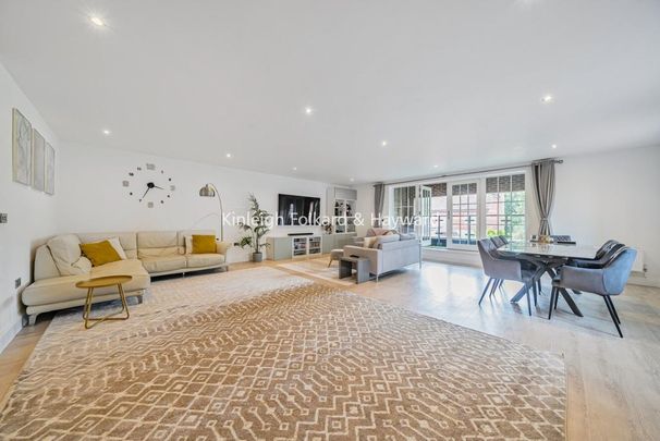 3 bedroom flat to rent - Photo 1