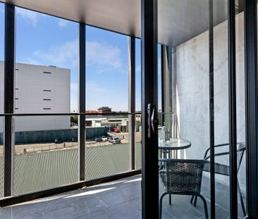 Cozy City-Living Apartment - Photo 3