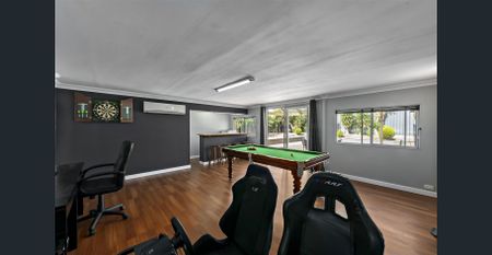 Comfortable, well-located home in a quiet suburban street - Photo 2