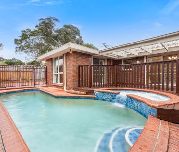 7 Gainsborough Avenue, Wheelers Hill - Photo 6