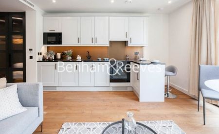 1 Bedroom flat to rent in Emery Wharf, Wapping, E1W - Photo 5