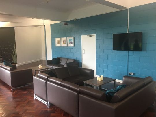 Room in a Shared House, Demesne Road, M16 - Photo 1