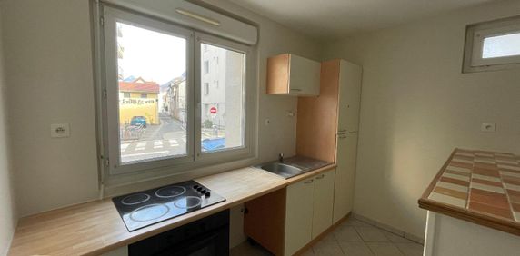 Location Appartement 1 pièce 28m² GRENOBLE 38000 - Photo 2