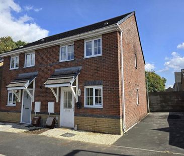 2 bedroom semi-detached house to rent - Photo 6