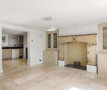 4 bedroom terraced house to rent - Photo 2