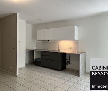 Location Appartement 3 pièces 68m² GRENOBLE 38000 - Photo 4