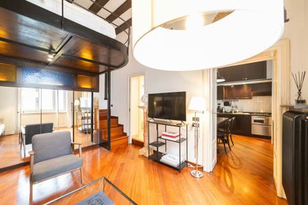 Via Solferino, Milan, Lombardy 20121 - Photo 3