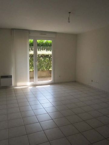 Location Appartement 2 pièces 50m² BESANCON 25000 - Photo 2