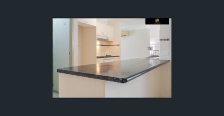 Spacious 4 Bedroom Home with Outdoor Entertaining! - Photo 5