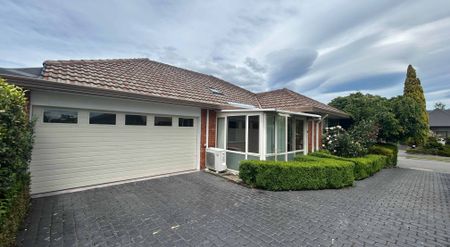 1/3 Cottesmore Close - Photo 4