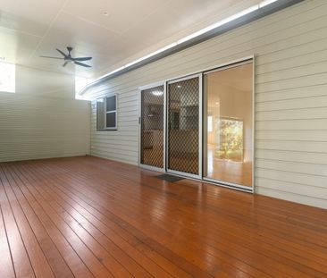 Timeless Character with Modern Comfort - Photo 2