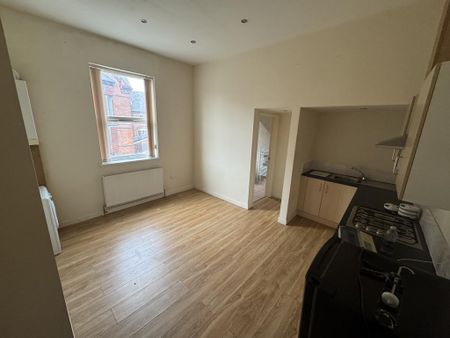 2 bedroom flat to rent - Photo 3
