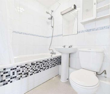 Carshalton Way, Lower Earley, Reading, Berkshire, RG6 - Photo 6