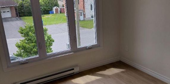 Granby - Logement 5 1/2 location $1300.00/mois - Photo 2