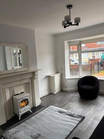 96 York Park, Belfast, BT15 3QX - Photo 4