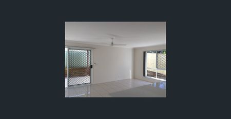 4 Bedroom Home - Photo 3