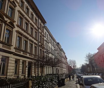 Wie ein 6er im Lotto: Kleines Raumwunder mit EBK & Tageslichtbad - Photo 6