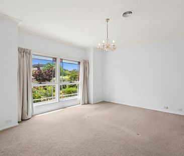 4 Maple Crescent, Jerrabomberra NSW 2619 - House For Rent | Domain - Photo 4