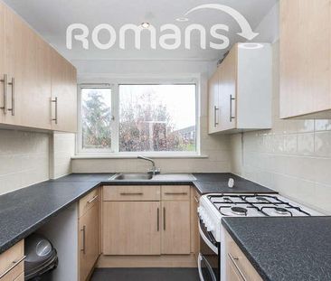 Dollis Drive, Farnham, GU9 - Photo 4