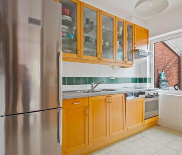 Mooie halfopen woning met garage op absolute toplocatie - Foto 4