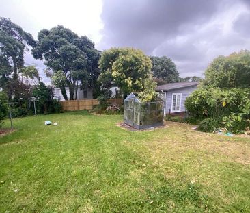 3 Bedroom House in Sandringham - Photo 4